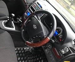 Hyundai Santa Fe 4WD - Image 9/10