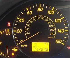 04 Toyota avensis - Image 6/7