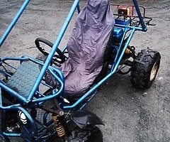 €750