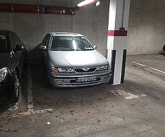 Nissan almera