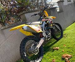 £1,800