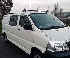 Toyota hiace crew cab