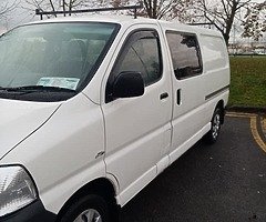Toyota hiace crew cab