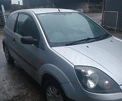£550