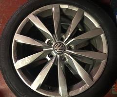 17" VW Golf Alloys and Bridgestone Tyres - Image 4/5