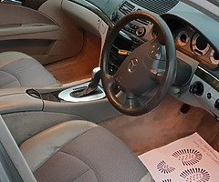 2004 Mercedes-Benz E-Class - Image 8/10