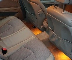 2004 Mercedes-Benz E-Class - Image 9/10