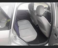 Ford Fiesta - Image 7/8