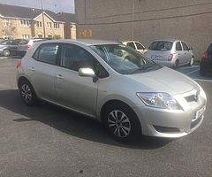 08 Toyota auris 1.4 diesel nct 02/20 tax 10/19 call [hidden information] - Image 10/10