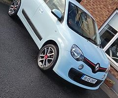 €6,000