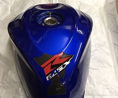 £250