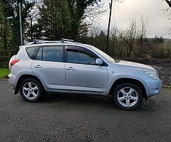 £1,250
