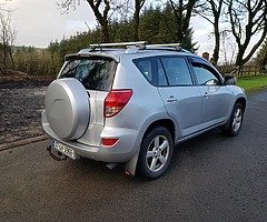 £1,250