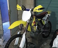 €2,500