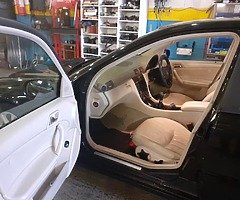 €950 - Image 4/10