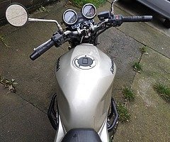02 Kawasaki ER5 - Image 5/10