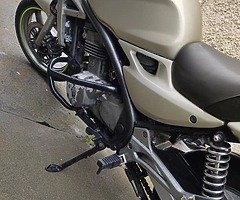 02 Kawasaki ER5 - Image 7/10