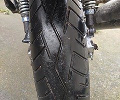 02 Kawasaki ER5 - Image 9/10