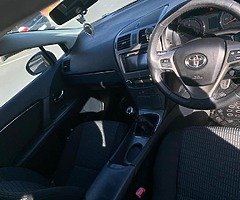 Toyota Avensis - Image 7/10