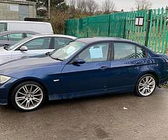 2006 BMW 320i