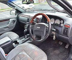 2004 JEEP GRAND CHEROKEE OVERLAND - Image 4/5