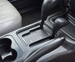 2004 JEEP GRAND CHEROKEE OVERLAND - Image 5/5