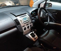 Toyota Corolla verso Automatic - Image 7/10