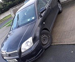 2006 toyota avensis