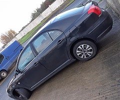 2006 toyota avensis