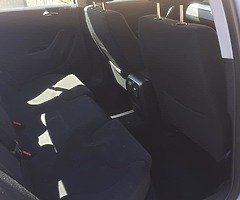 Car - Image 6/6