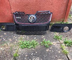 Genuine mk5 golf gti grils set