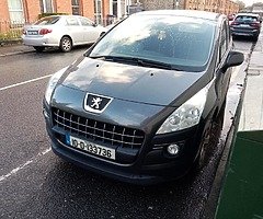 Se vinde. Urgent Pejo 3008 1.6 petrol an 2010. Preț 2900 euro pentru detalii la nr [hidden informati