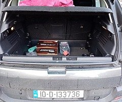 Se vinde. Urgent Pejo 3008 1.6 petrol an 2010. Preț 2900 euro pentru detalii la nr [hidden informati - Image 5/10