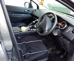Se vinde. Urgent Pejo 3008 1.6 petrol an 2010. Preț 2900 euro pentru detalii la nr [hidden informati - Image 6/10