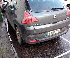 Se vinde. Urgent Pejo 3008 1.6 petrol an 2010. Preț 2900 euro pentru detalii la nr [hidden informati - Image 10/10