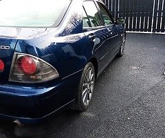£850