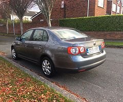 VW Jetta. 1.6 Petrol. Genuine 120k klms. Nct 5/20. Tax end January 20. - Image 4/7