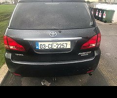 Toyota avensis verso
