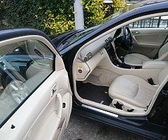 €950 - Image 9/10