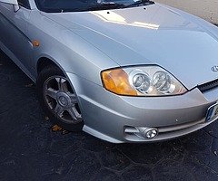 2003 Hyundai Coupe - Image 10/10