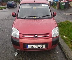 Citroen Berlingo drives ok needs a small bit of work have the parts there just got new car 1.9 - Image 4/5