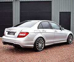 2011 C220 d AMG SPORT - Image 3/7