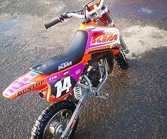 £700