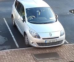 Renault Scenic 7 Seater