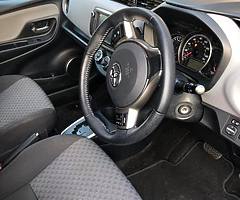 Automatic Yaris for sale - Image 4/10