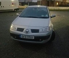 Clean megane 300 ono drives perfect [hidden information]