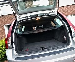 2020 Volvo V50 - Image 5/10