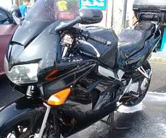 1998 vfr 800 61k, brand new tyres Double usb,Oxford topbox Leather tank cover & bag Full service