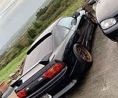 €800