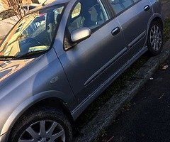 Nissan Almera